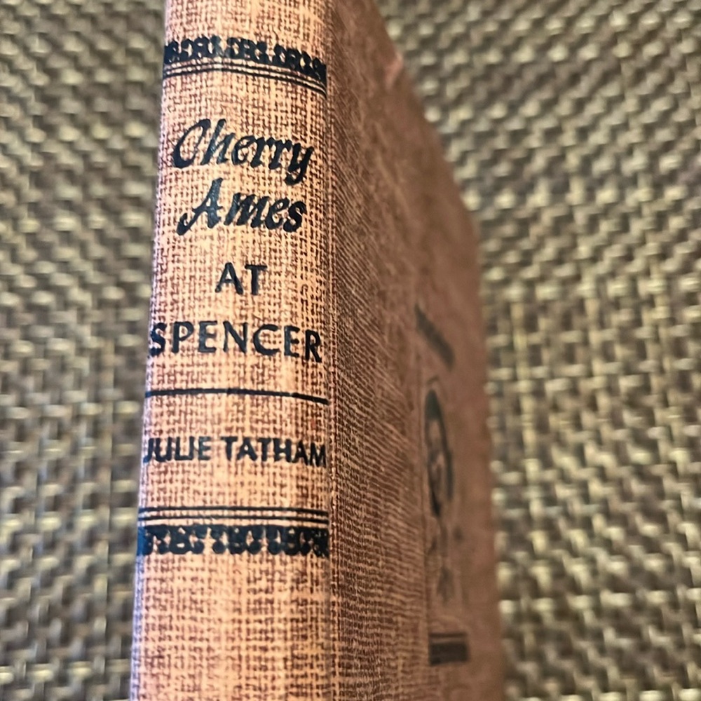 Book - Cherry Ames At Spencer